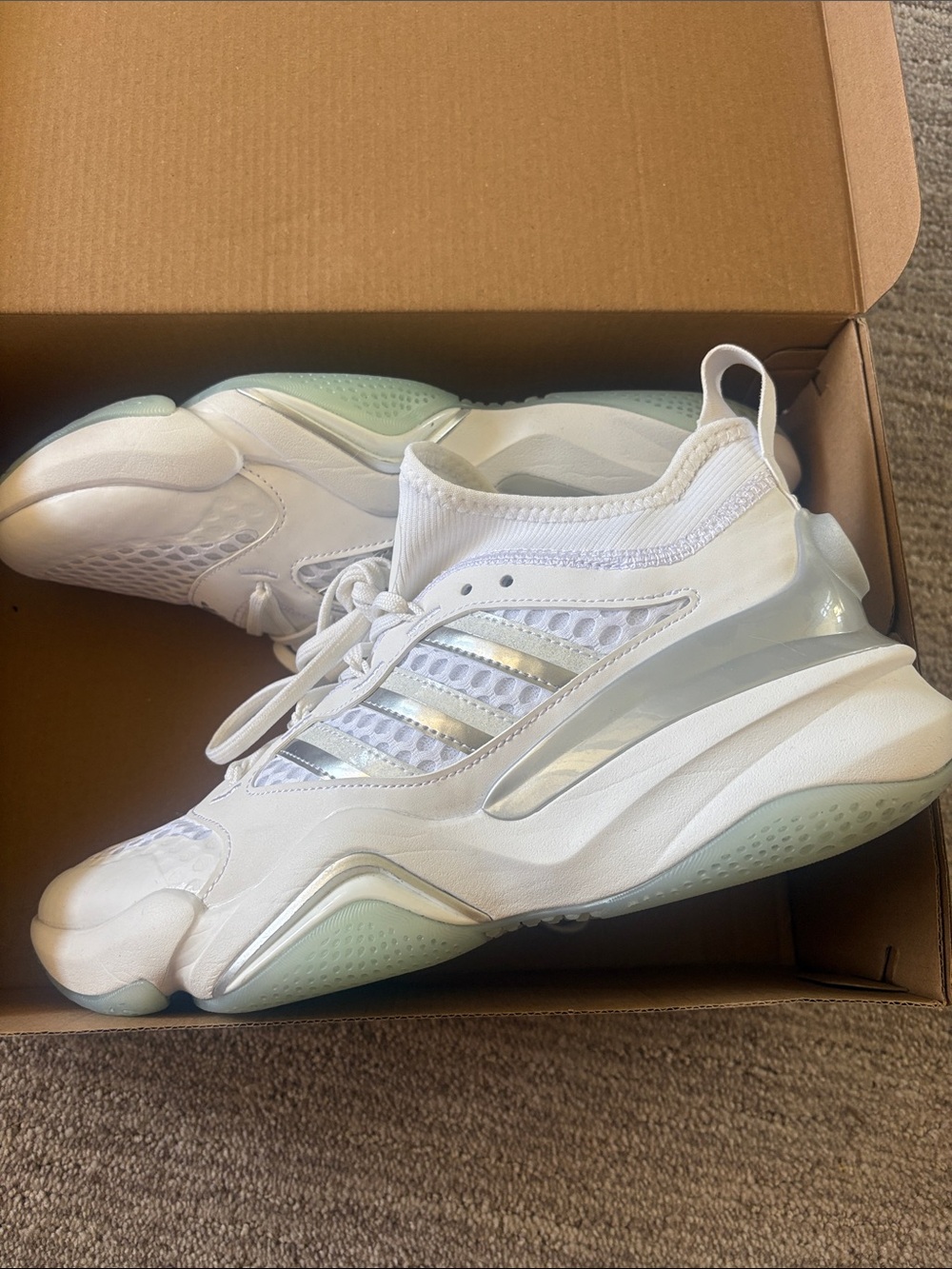 adidas Mahomes impact FLX